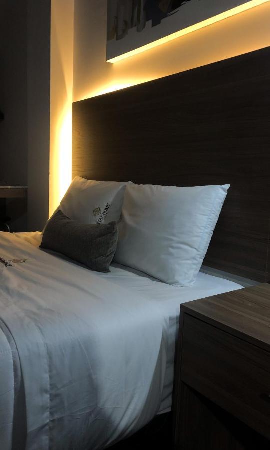 Hotel Stayhome เอนเซนาดา ภายนอก รูปภาพ