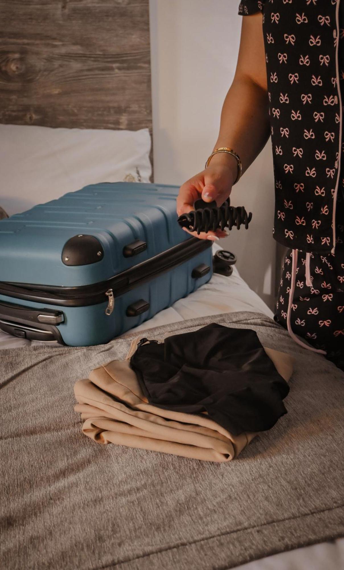 Hotel Stayhome เอนเซนาดา ภายนอก รูปภาพ